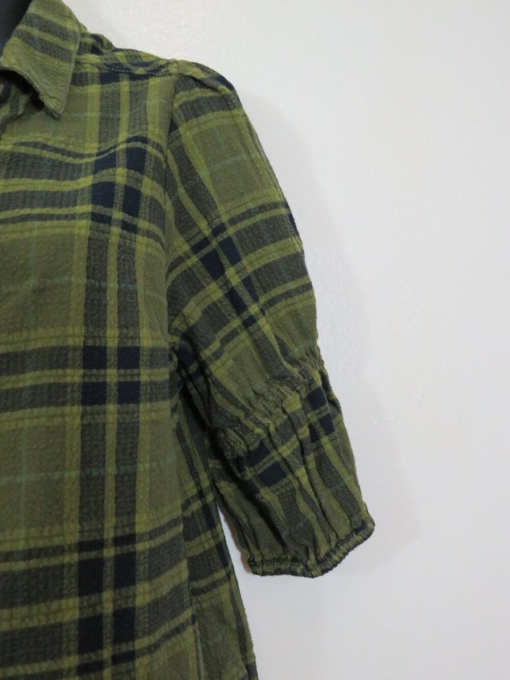 Anthropologie Pilcro size Medium The Tallulah Puff Sleeve Plaid Top Button Down - Picture 5 of 6